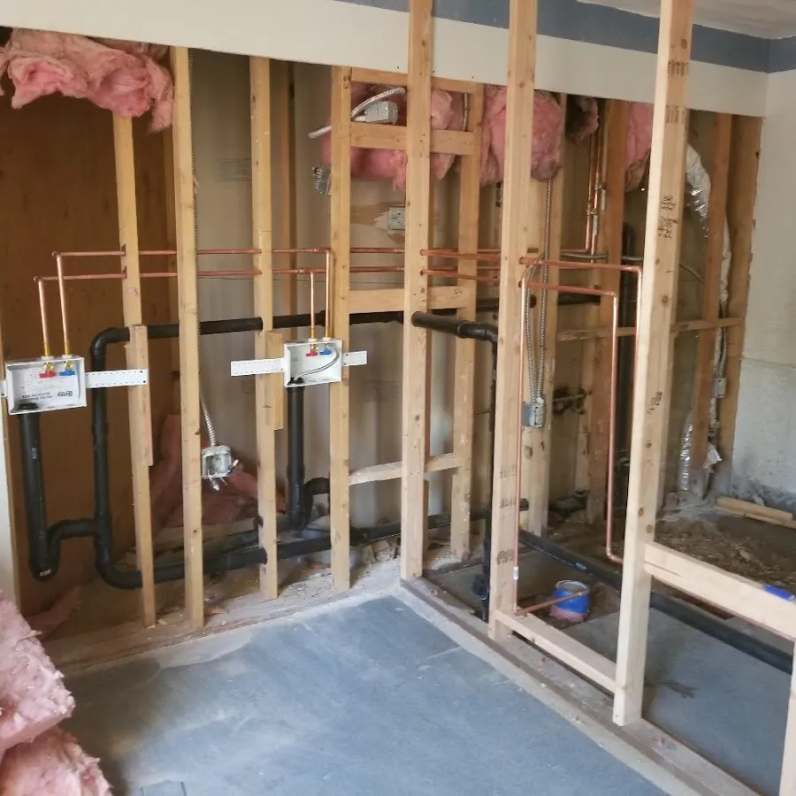 Copper pipe rough-in and plumbing installation in Coral Springs